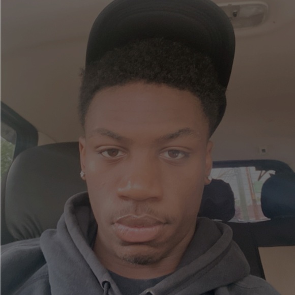 Meet your Posher, Dylan - Picture 1 of 1